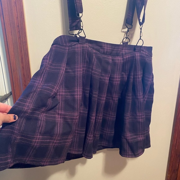 Sweet A-Line Decorative Strap Purple Plaid Pleated Mini Skirt - Picture 3 of 5